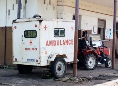 Sundhedsvæsnet i Sierra Leone er i knæ. Foto af Alex og Mette Bjergbæk Klausen